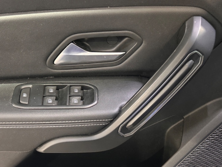 Dacia Duster Prestige foto 9