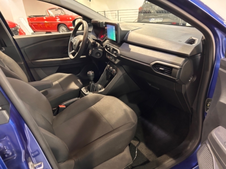 DACIA SANDERO ESSENTIAL 1.0 67CV foto 20