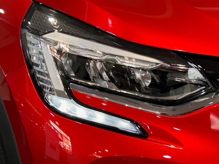 RENAULT CAPTUR INTENS 100CV GLP foto 36