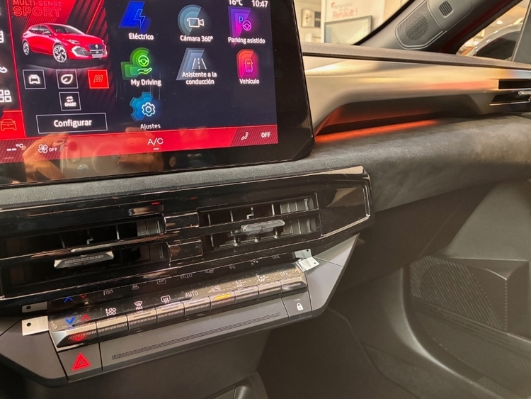 Renault Clio VI 160 E-Tech Full Hybrid Esprit Alpine foto 17