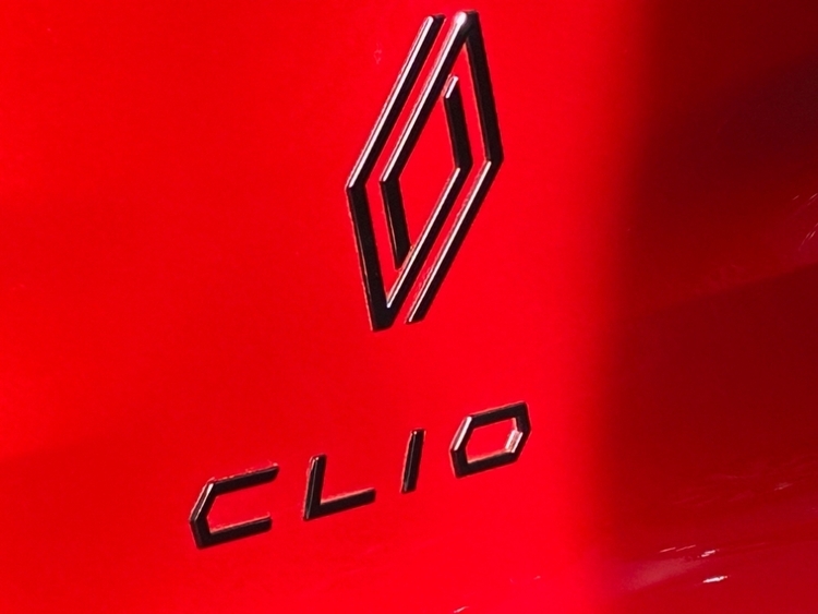 Renault Clio VI 160 E-Tech Full Hybrid Esprit Alpine foto 9