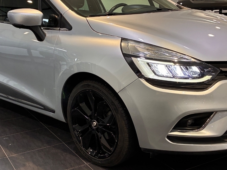 Renault Clio Zen foto 25