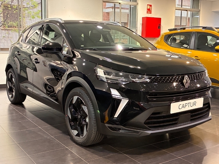 Renault Captur II Techno foto 3