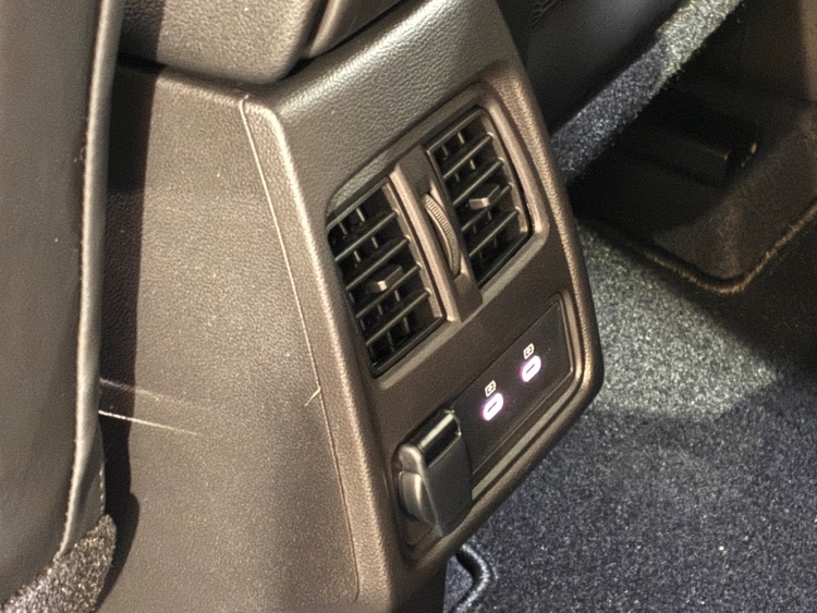 Renault Captur II Techno foto 25